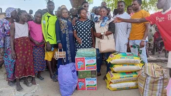 TWBLAF members distributing support items in the community